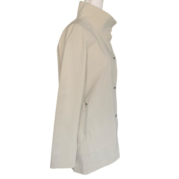 FIGS Coro Raincoat XS Beige Waterproof Medical Jacket Nurse Scrub Jacket Stretch - Picture 2 of 14
